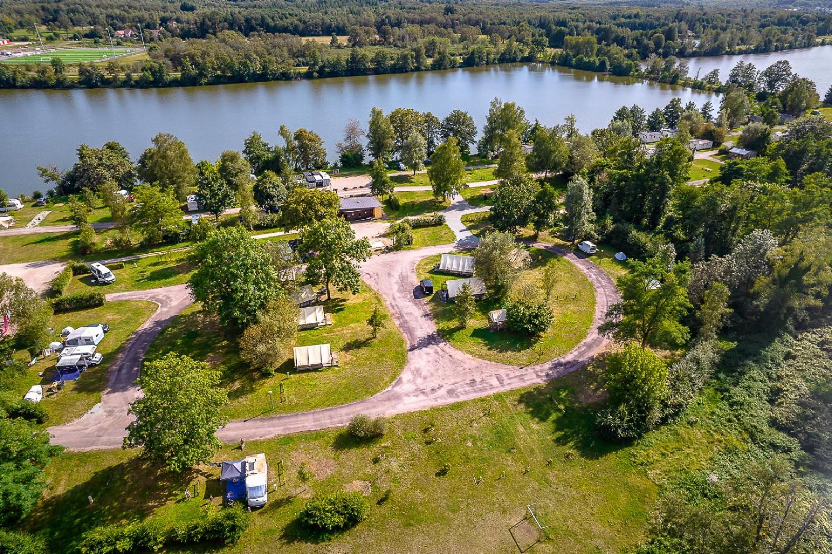 Camping Les Ballastieres - Vosges Du Sud Hotel Champagney Exterior foto