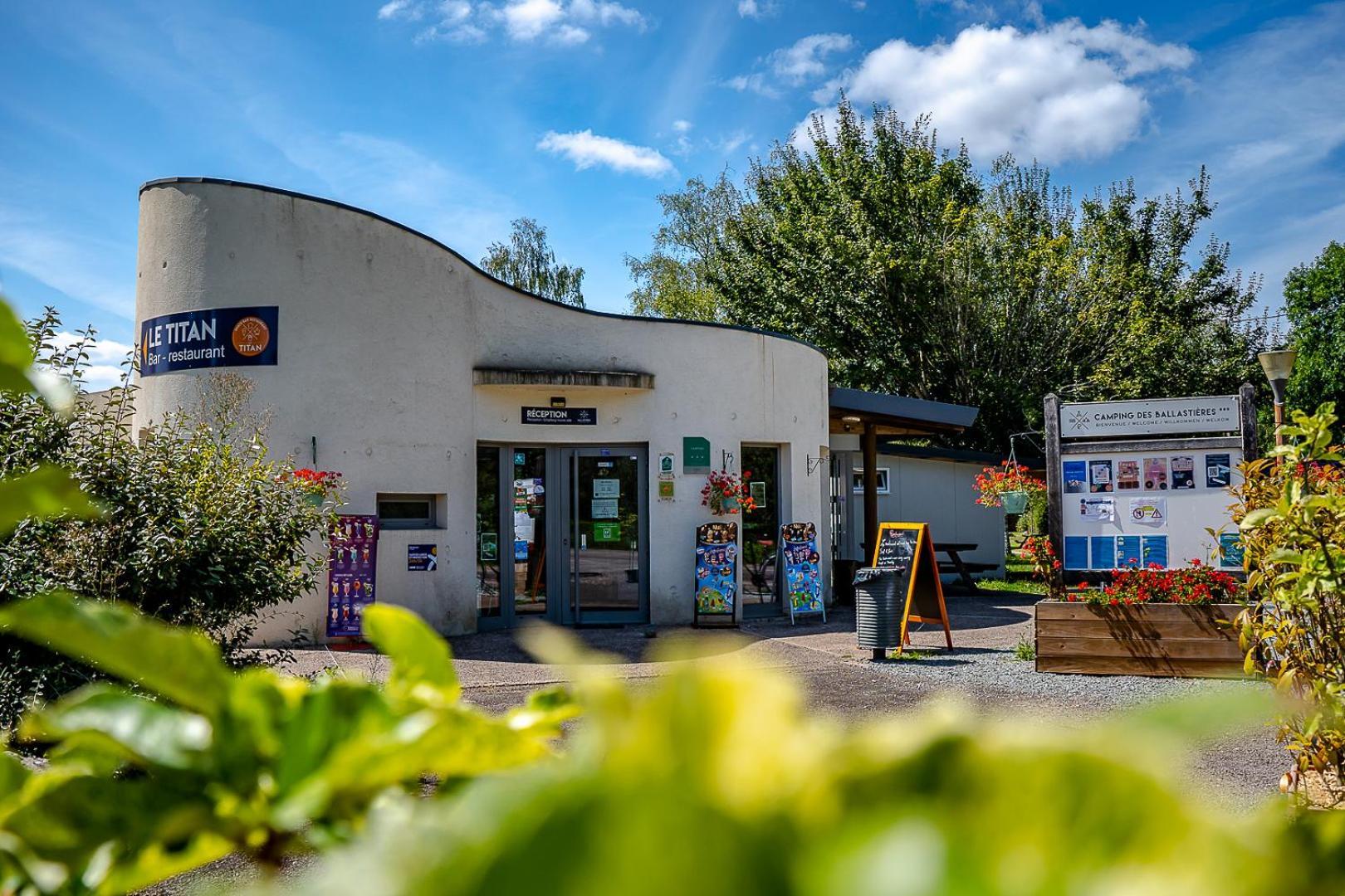 Camping Les Ballastieres - Vosges Du Sud Champagney Exterior foto